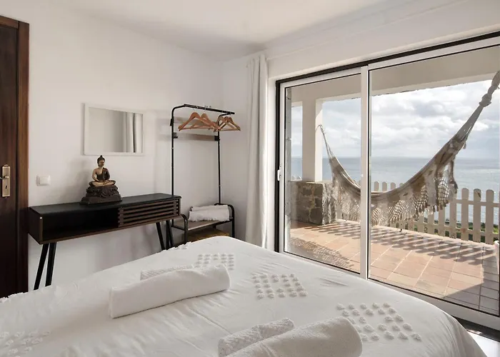 Breathe Nature - House Azores